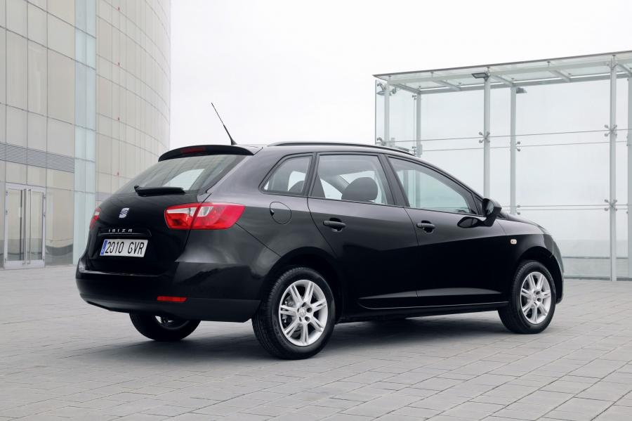  Seat Ibiza ST 2010 года  (фото 63 из 102)